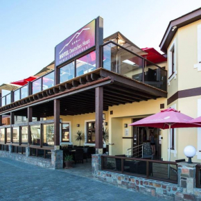 Гостиница Hotel Deutsches Haus Swakopmund  Свакопмунд